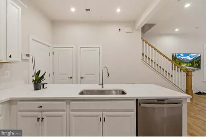 16126 Connors Way #87, Rockville, MD 20855 - Photo 15