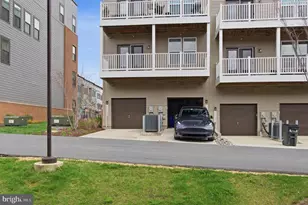 16126 Connors Wy, Rockville, MD 20855 - Photo 37