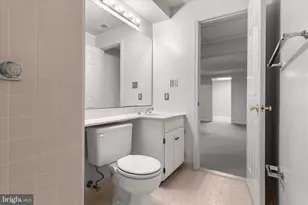 4 Hollyberry Ct, Rockville, MD 20852 - Photo 55