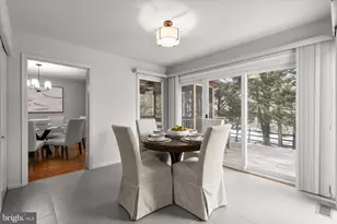 4 Hollyberry Ct, Rockville, MD 20852 - Photo 13