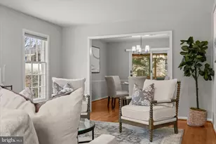 4 Hollyberry Ct, Rockville, MD 20852 - Photo 7