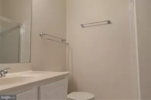 1115 Crestfield Dr, Rockville, MD 20850 - Photo 19