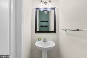 932 Orchard Ridge Dr, Gaithersburg, MD 20878 - Photo 29