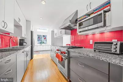 4838 Drummond Avenue, Chevy Chase, MD 20815 - Photo 5