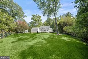 8436 Burning Tree Rd, Bethesda, MD 20817 - Photo 31