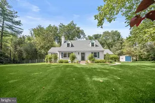 8436 Burning Tree Rd, Bethesda, MD 20817 - Photo 33