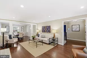 8436 Burning Tree Rd, Bethesda, MD 20817 - Photo 5