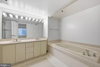 5809 Nicholson Lane #110, North Bethesda, MD 20852 - Photo 7