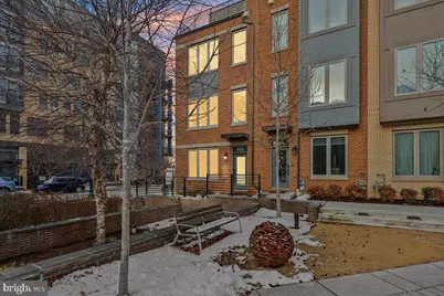 882 Thompson Crescent #28, Rockville, MD 20852 - Photo 1