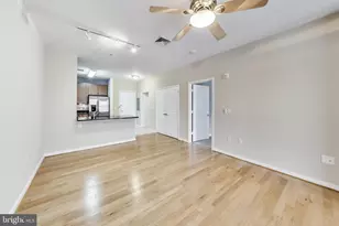 8045 Newell St, Silver Spring, MD 20910 - Photo 11