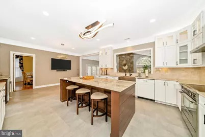 11303 Coral Gables Drive, Gaithersburg, MD 20878 - Photo 15