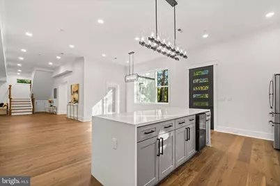 811 Sligo Creek Parkway, Takoma Park, MD 20912 - Photo 3