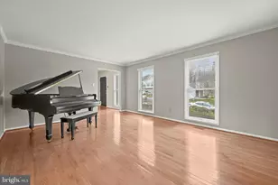 1514 Featherwood St, Silver Spring, MD 20904 - Photo 9