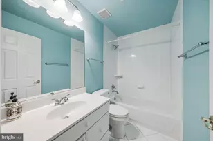 13802 Lambertina Pl, Rockville, MD 20850 - Photo 21