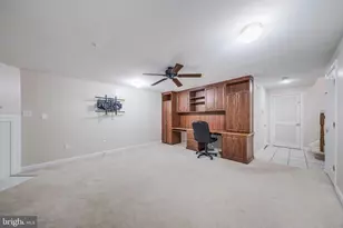 13802 Lambertina Pl, Rockville, MD 20850 - Photo 35