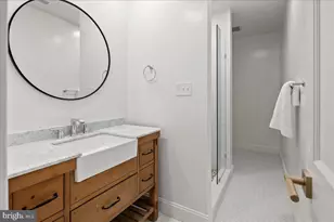 10816 Barn Wood Ln, Potomac, MD 20854 - Photo 39