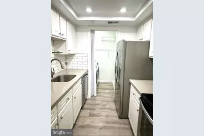 18334 Streamside Drive #202, Gaithersburg, MD 20879 - Photo 15