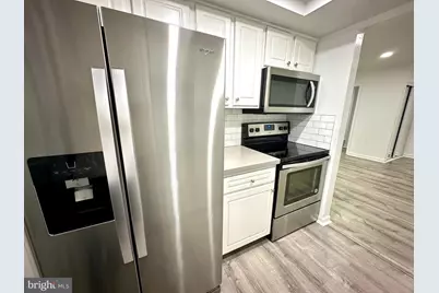 18334 Streamside Drive #202, Gaithersburg, MD 20879 - Photo 21