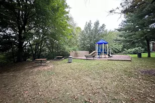 18334 Streamside Dr, Gaithersburg, MD 20879 - Photo 45