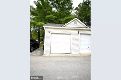 18334 Streamside Drive #202, Gaithersburg, MD 20879 - Photo 5