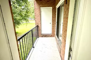 18334 Streamside Dr, Gaithersburg, MD 20879 - Photo 29