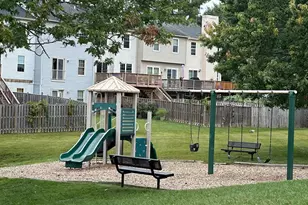 18334 Streamside Dr, Gaithersburg, MD 20879 - Photo 57