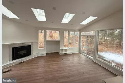 8620 Falls Road, Potomac, MD 20854 - Photo 5