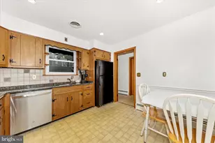 9811 Watkins Rd, Gaithersburg, MD 20882 - Photo 11