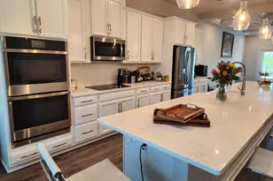 16240 Connors Wy, Rockville, MD 20855 - Photo 17