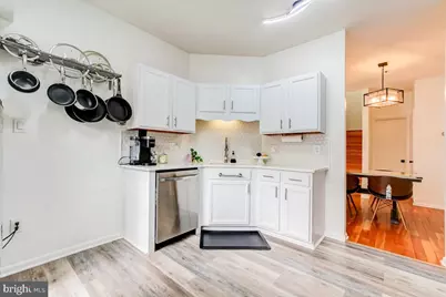 10305 Royal Woods Court, Gaithersburg, MD 20886 - Photo 13