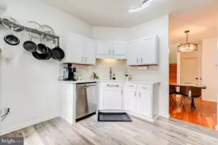 10305 Royal Woods Ct, Gaithersburg, MD 20886 - Photo 13