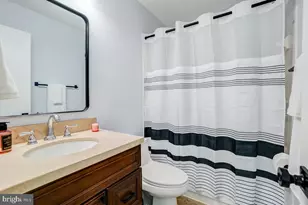 10305 Royal Woods Ct, Gaithersburg, MD 20886 - Photo 19
