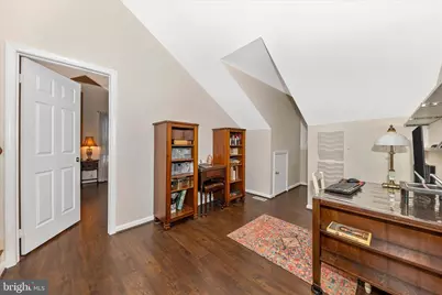 19320 Mossbrook Court, Germantown, MD 20874 - Photo 23