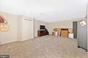 19320 Mossbrook Ct, Germantown, MD 20874 - Photo 35