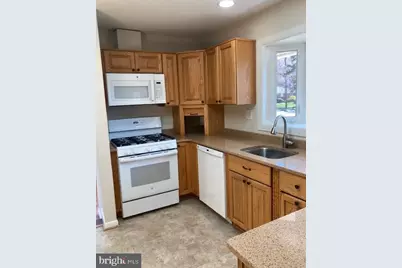 5001 White Flint Drive, Kensington, MD 20895 - Photo 9