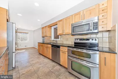 11806 Prestwick Road, Potomac, MD 20854 - Photo 5