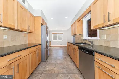 11806 Prestwick Road, Potomac, MD 20854 - Photo 9