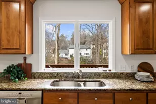 7819 English Way, Bethesda, MD 20817 - Photo 15