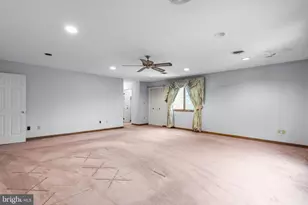 20901 Merle Dr, Gaithersburg, MD 20882 - Photo 23