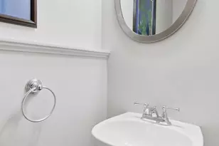 5310 Elliott Rd, Bethesda, MD 20816 - Photo 39