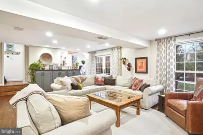 6904 Old Gate Lane, North Bethesda, MD 20852 - Photo 19