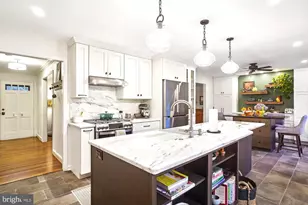 6904 Old Gate Ln, North Bethesda, MD 20852 - Photo 15