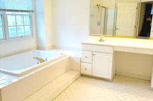 16402 Upbrook Ct, Rockville, MD 20853 - Photo 17