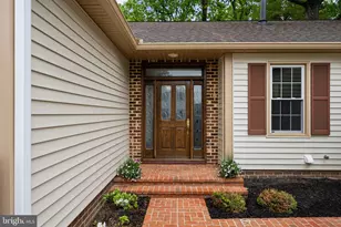 10028 Dellcastle, Gaithersburg, MD 20886 - Photo 5