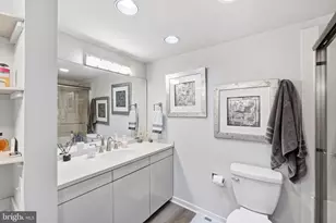 5225 Pooks Hill Rd, Bethesda, MD 20814 - Photo 19