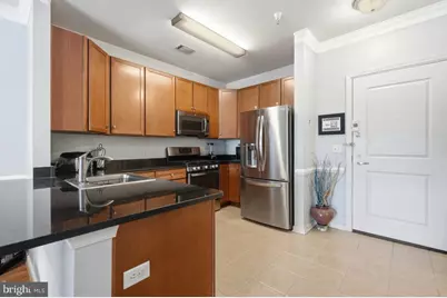 8045 Newell Street #423, Silver Spring, MD 20910 - Photo 13