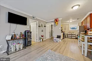 14418 Bel Pre Dr, Silver Spring, MD 20906 - Photo 5