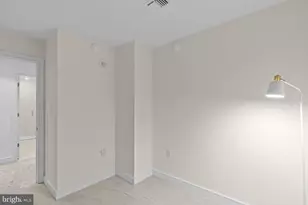 6820 Wisconsin Ave, Bethesda, MD 20815 - Photo 13