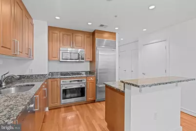 6820 Wisconsin Avenue #4003, Bethesda, MD 20815 - Photo 3
