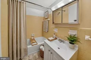 10401 Grosvenor, North Bethesda, MD 20852 - Photo 7